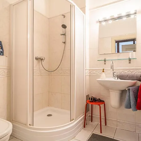 1 Bed Flat - Sleeps 4 - Pets - Wifi