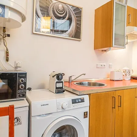 Apartment 1 Bed Flat - Sleeps 4 - Pets - Wifi